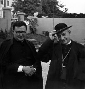 San Josemaría con D. Leopoldo Eijo y Garay, en 1944